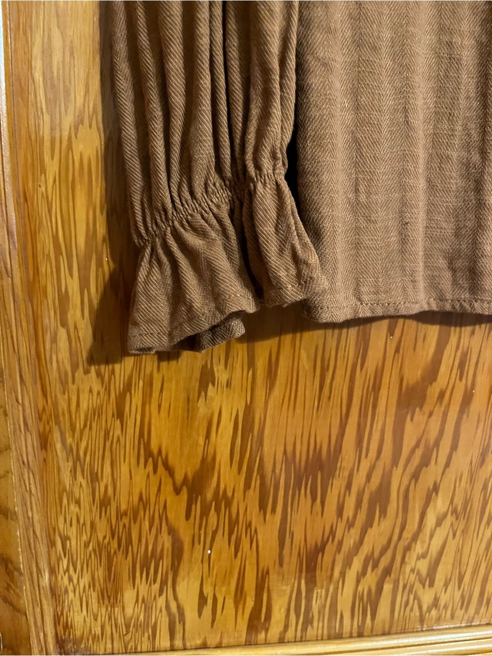Doe & Rae Brown Ruffled Collar Button-Down Blouse - Picture 4 of 6